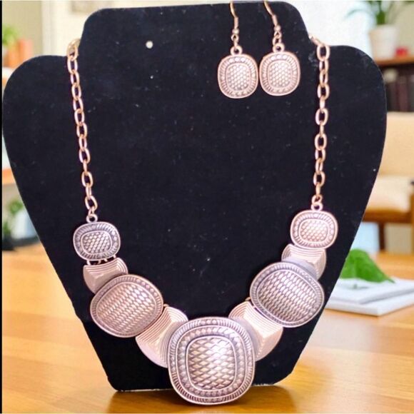 Paparazzi Prehistoric Powerhouse - Copper Necklace + Matching Earrings NWT - Picture 4 of 4